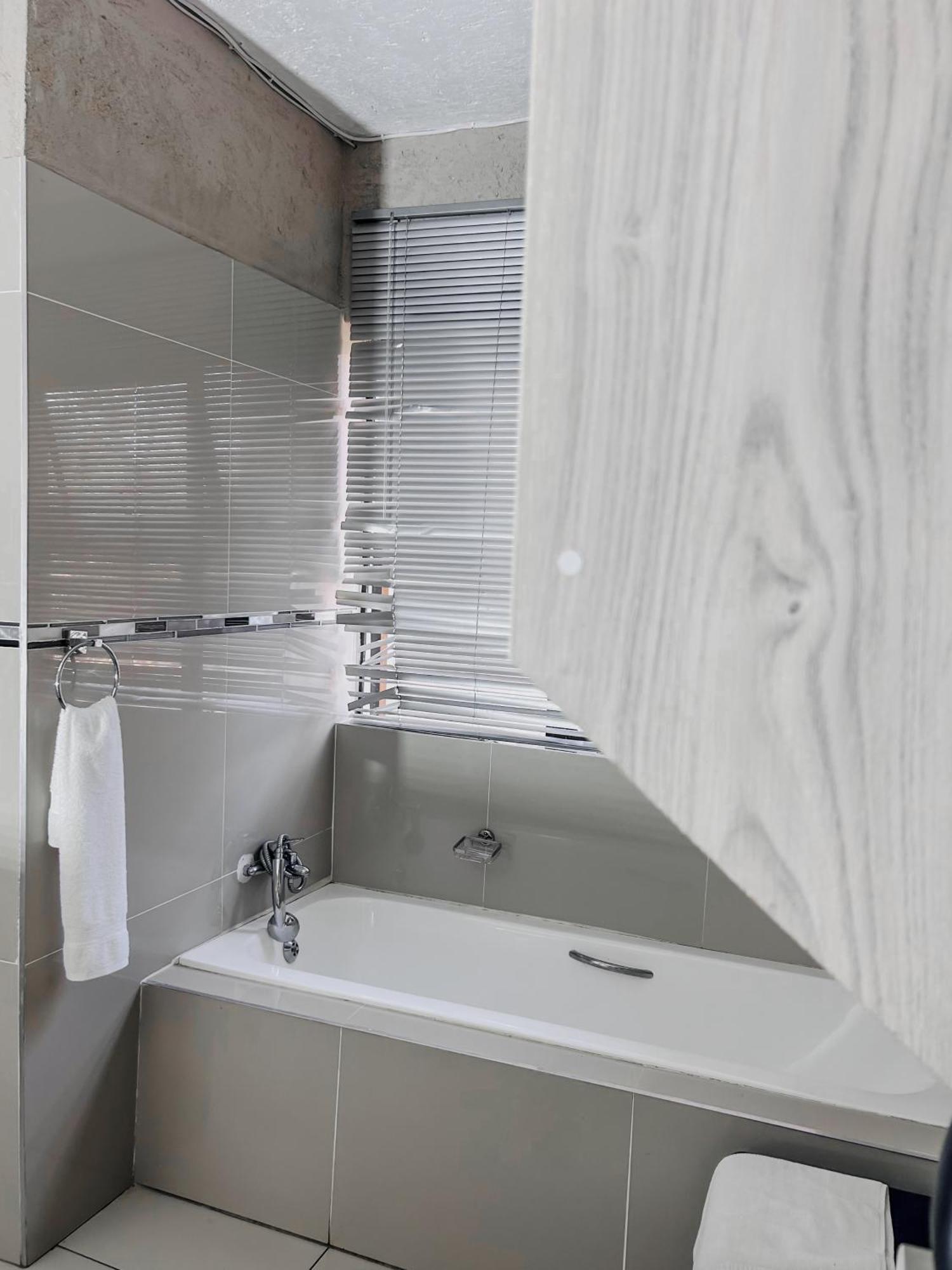 View Inn Exclusive Lodge Mbombela Luaran gambar